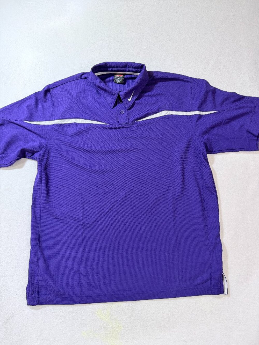 Nike Dri Fit Men's Size Large Purple Standard Fit Wicking Golf Polo Shirt
